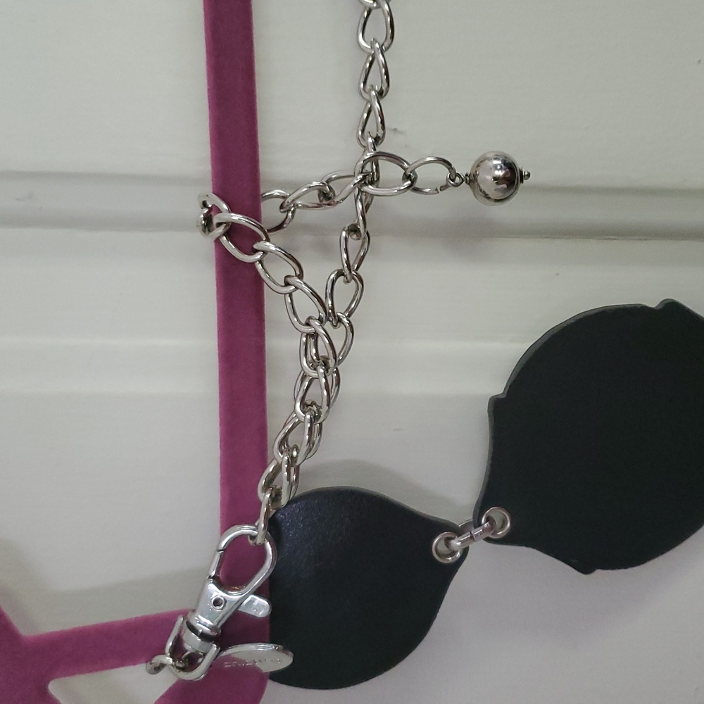 Chico's Ophelia Sparkle Leather Medallion Chain Style Belt - Picture 6 of 6